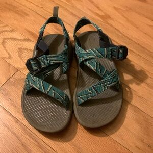 Chaco Kids Size 2 TX1 Tarten Strap Sandals Hiking Shoes Water Shoes